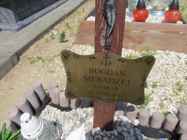Bogdan Sieradzki 1944 Rypin - Grobonet - Wyszukiwarka osób pochowanych